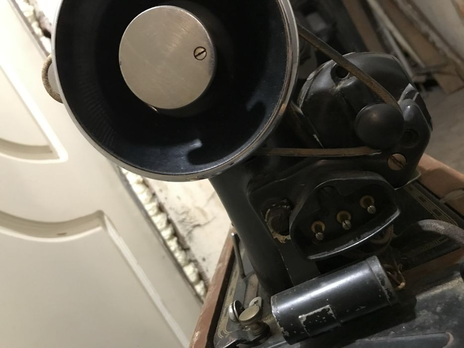 Шевна машина Singer