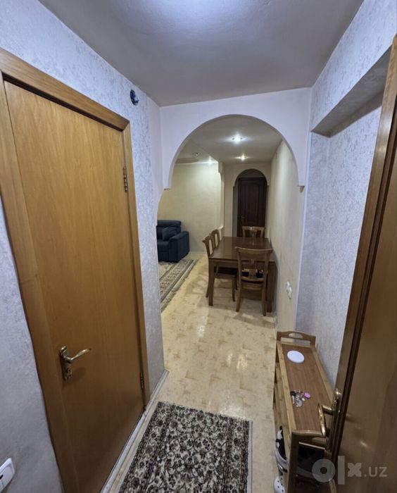 Продам 3/3/9 метро Ойбек