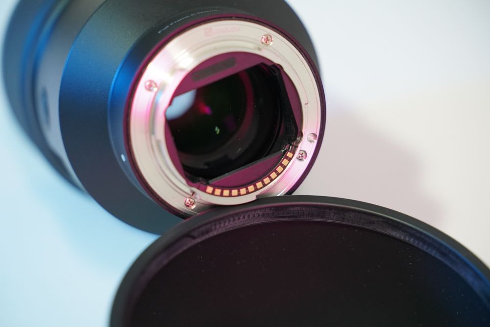 Samyang AF 135mm f/1.8 FE за Sony – Като нов + Гаранция