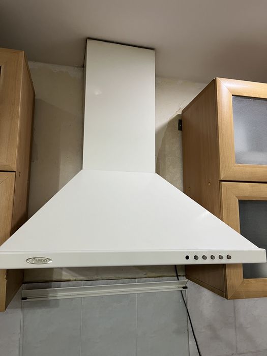 Отдам даром кухонный гарнитур