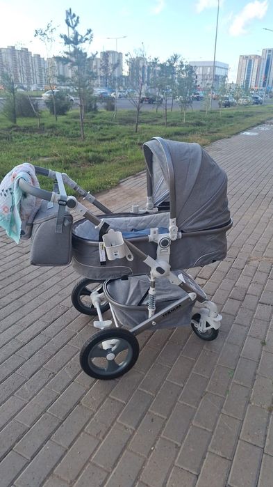 Продам коляску фирмы Teknum.
