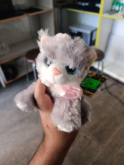 Плюшевая игрушка новая кошка