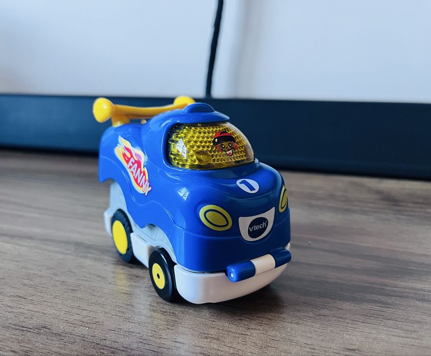 Интерактивна количка с 10  мелодии