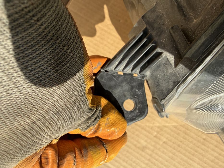 фар Opel Zafira D Citroen Jumpy 4 Opel Vivaro Xenon 2019