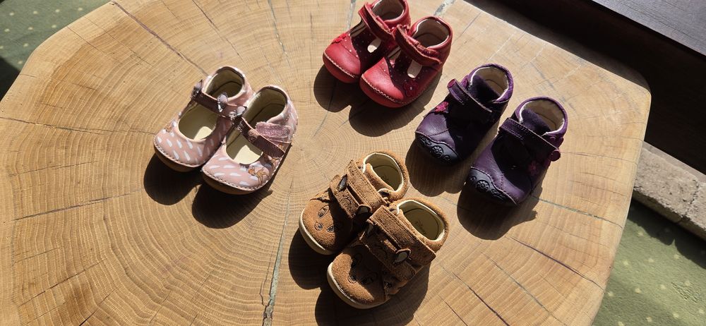 Papucei Clarks bebe