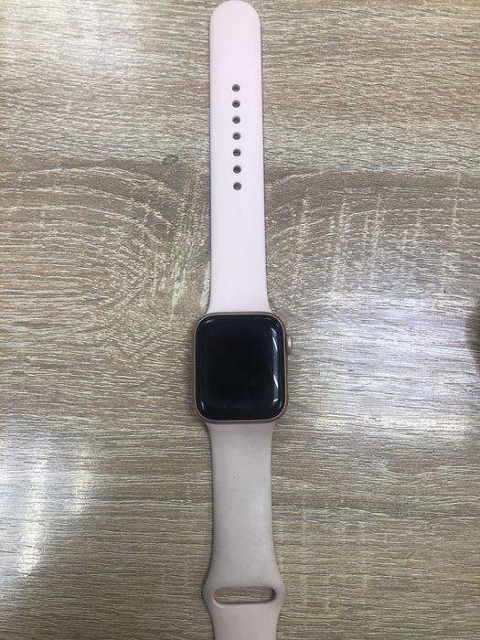 Часы Apple Watch 5 40mm(A4)