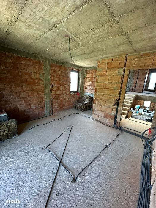 Casa Valea Adanca CUG Demisol+parter+ etaj