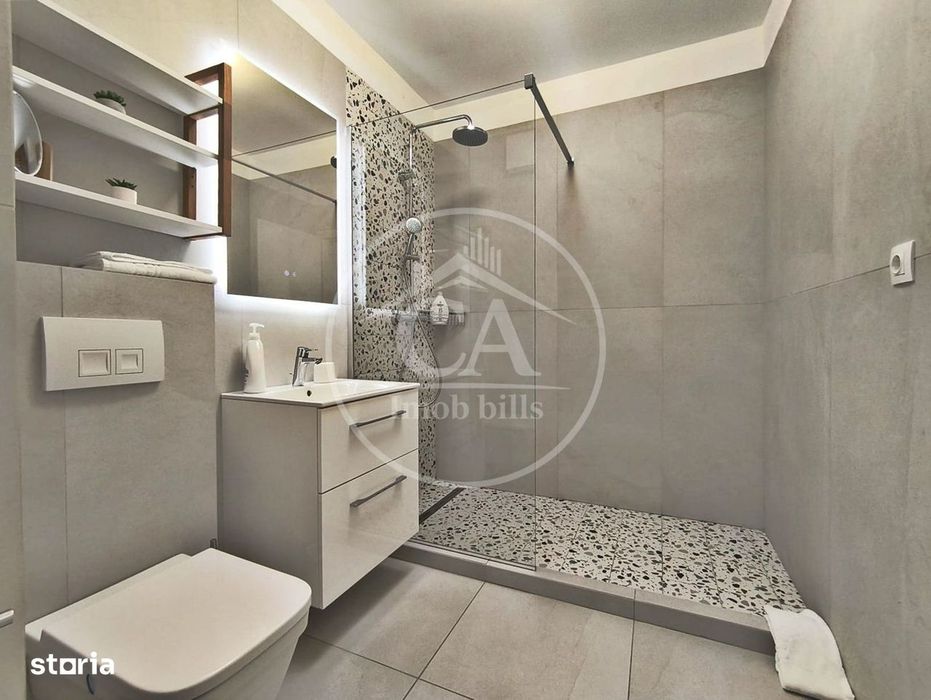 Apartament cu 3 camere de inchiriat in cartierul Milano 5, Oradea