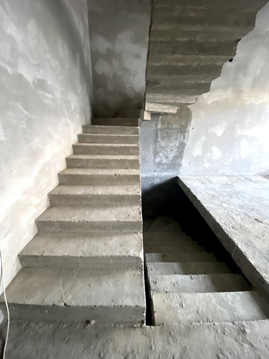 Izza uy karopka hovli sotladi