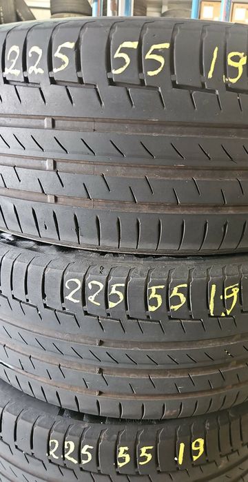 225/55/19 цола. Continental