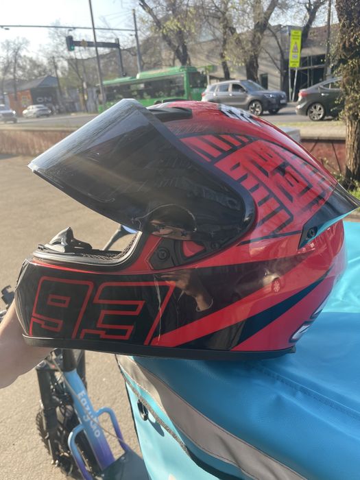 Продам шлем для курьера