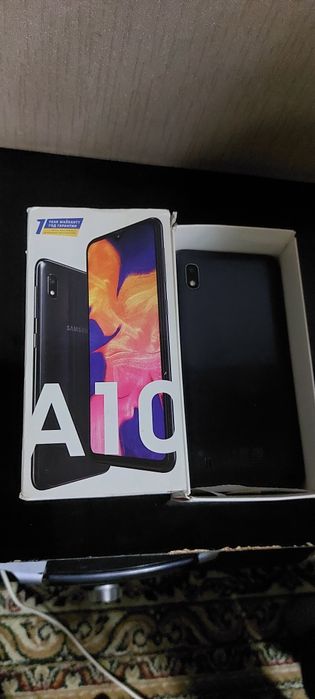 Samsung  a10 telefon