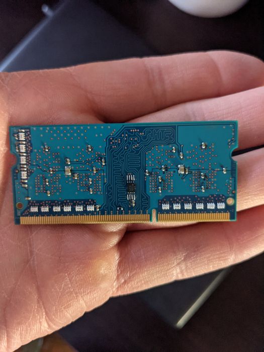 Оперативная память DDR3 2 Gb 1600 МГц для ноутбука.