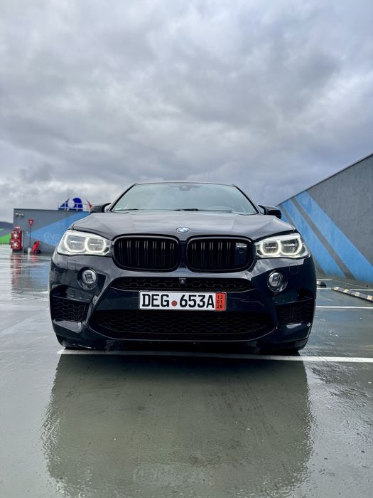 BMW X6 M 4.4 V8 575cp