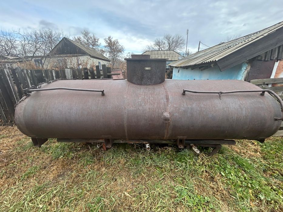 Продам бочку 4 кубометра