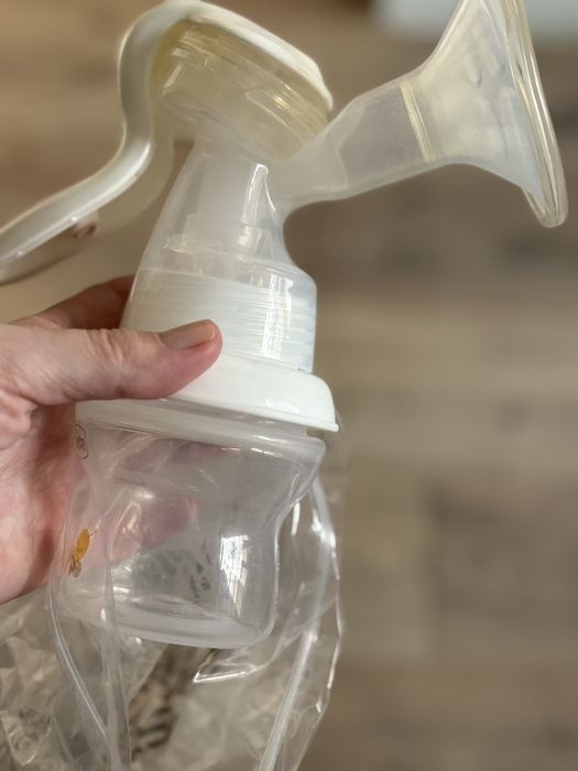 Молокоотсос Chicco ручной