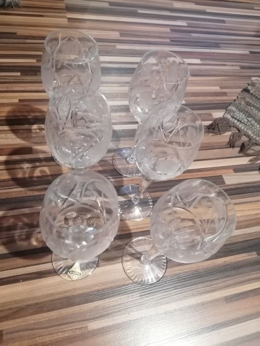 Set de pahare de cristal realizat în România, vintage, hand made, impecabile