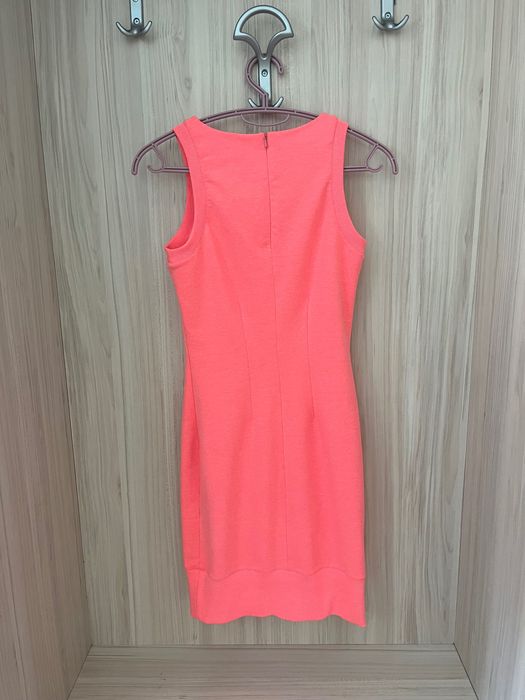 Рокля Alessa City Lights Bodycon - розов неон, XS