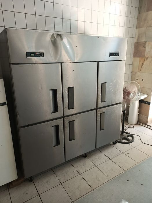 Холодильник двухкамерный