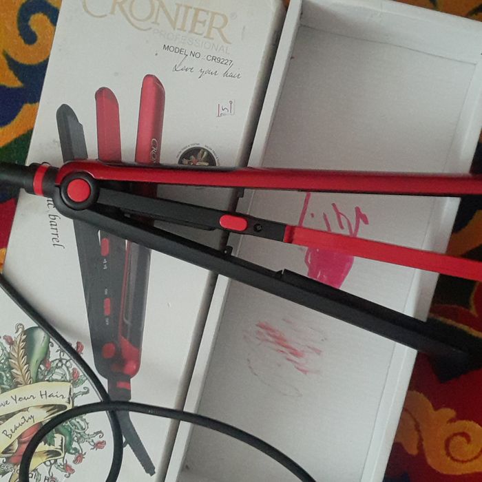 Утюжок для волосы