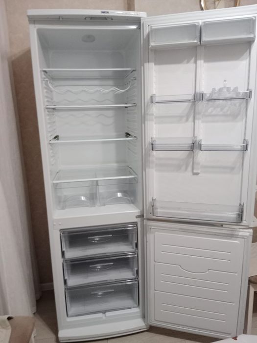 Техника Холодильник