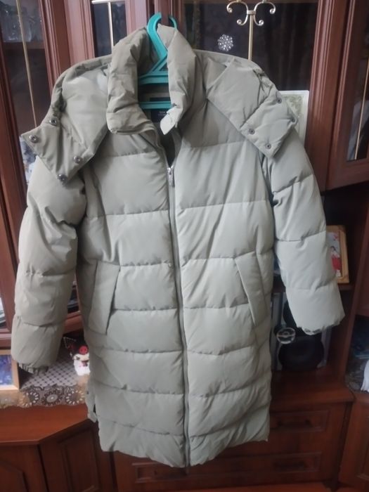 Продам куртку для девочки