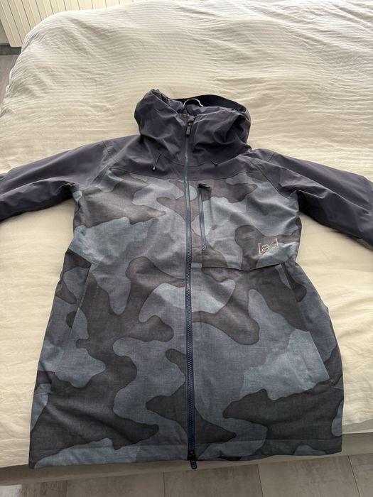Geaca / pantalon Burton AK Goretex