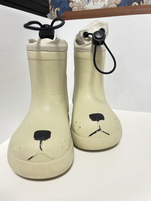 Резиновые сапоги