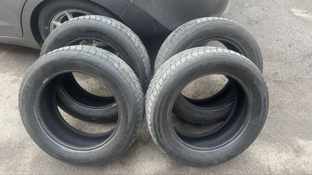 Продам комплект зимней резины r16