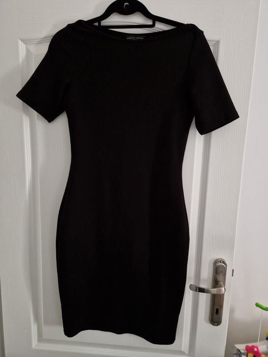 Rochie eleganta pe corp