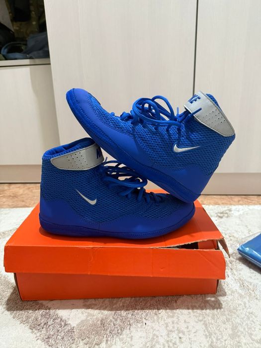 Nikе INFLICT новый почти