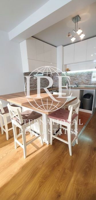 Продава се Двустаен апартамент в Варна, Цветен квартал - 65 кв.м за 2230 €/кв.м - Снимка #6