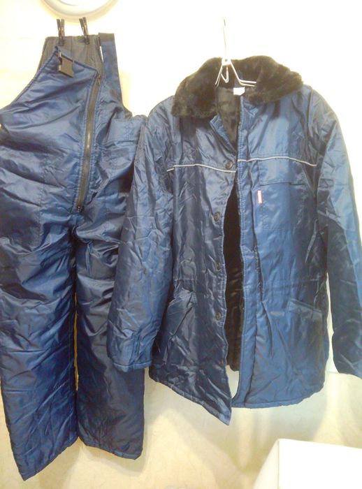 Одежда мужская ,зимняя.