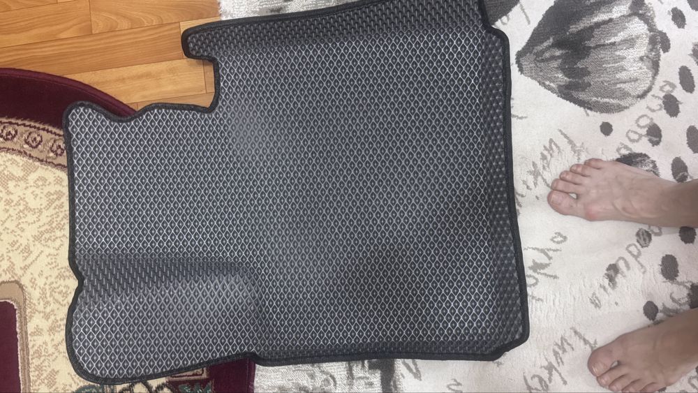 Продам коврики в салон эва