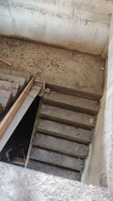 Бетонная лестница