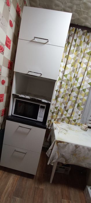 Продам кухонный шкаф-пенал разборный