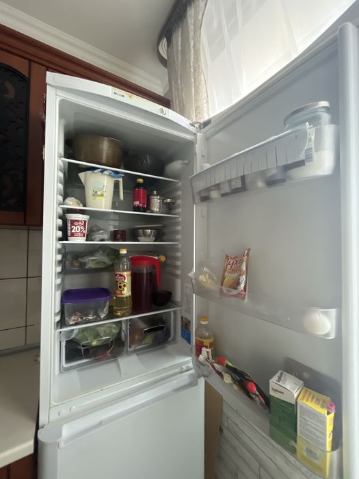 Indesit холодильник