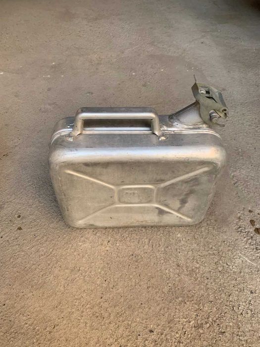 Продам алюминиевые баки 40, 40, 10 л.