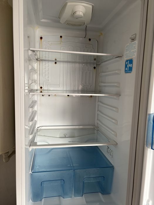 Продам холадильник на запчасти