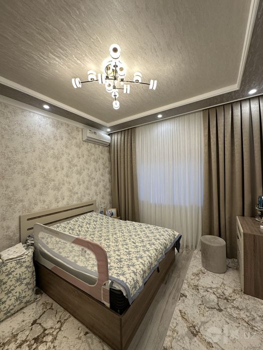 Срочно продается 4-х комн квартира в Сергели Строител