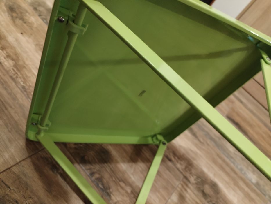 Сгъваема метална маса