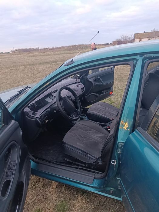 Продам Мазду 626