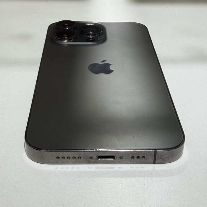 iPhone 15 pro 512 Medina Smart