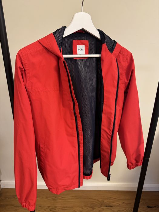 BOSS  XS пролетно яке