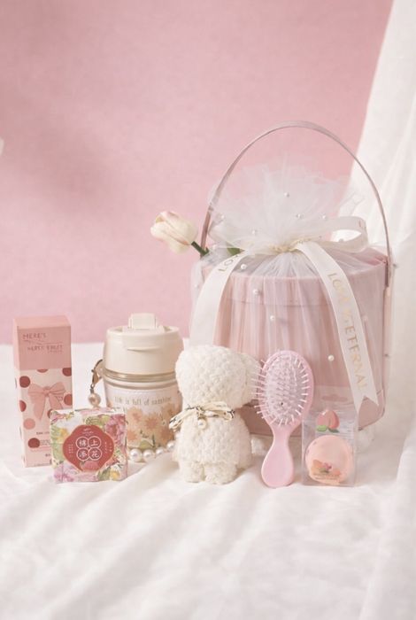 Подарки на 8 ого марта