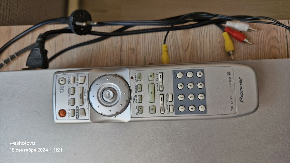 DVD-проигрыватель Pioneer DV-868AVi