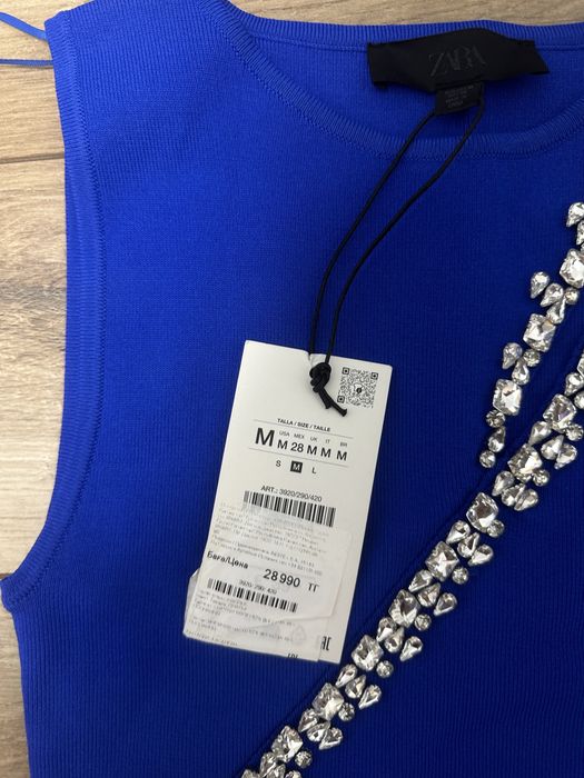 Платье с зары, одето 0 раз.