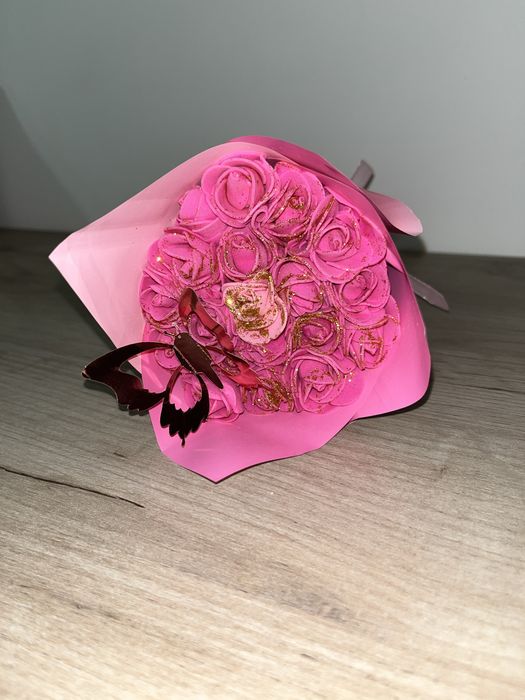 buchet de trandafiri cu sclipici