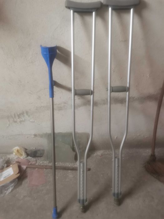 Комплект патерици