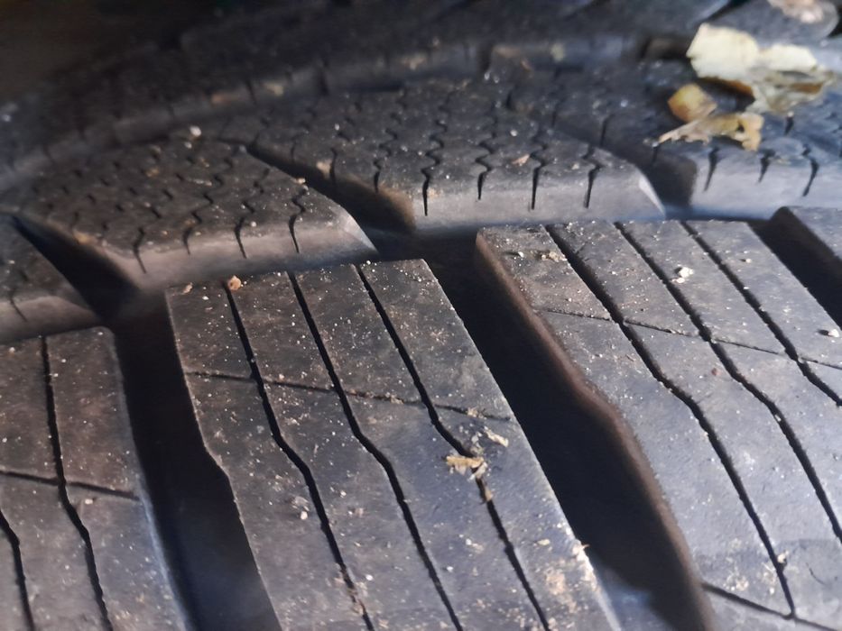 Vând Mitsubishi outlander 2